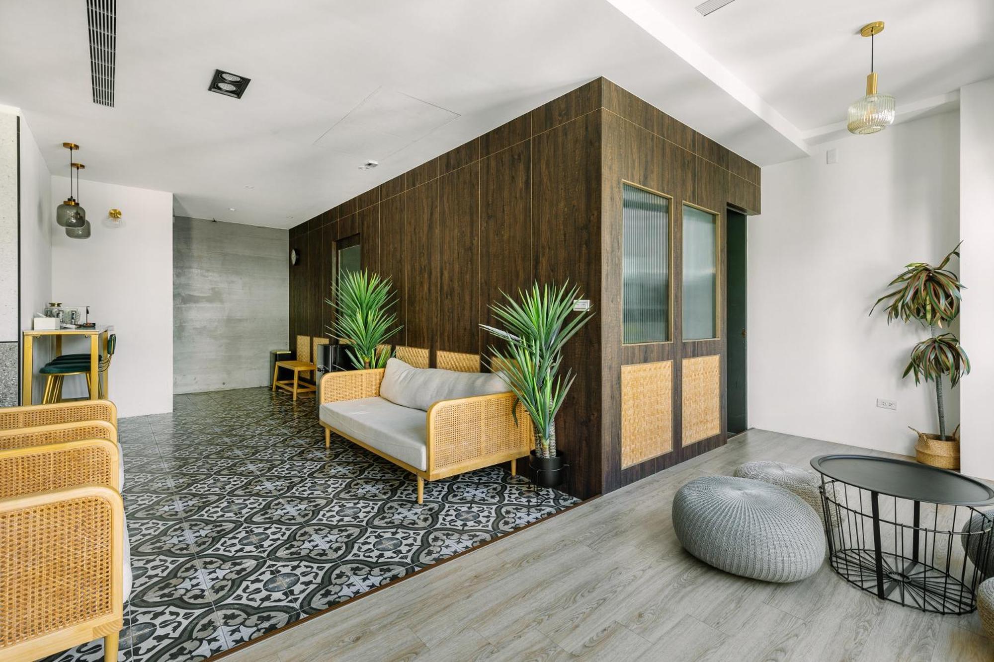 Nan Nan Hotel Каосюн Екстериор снимка